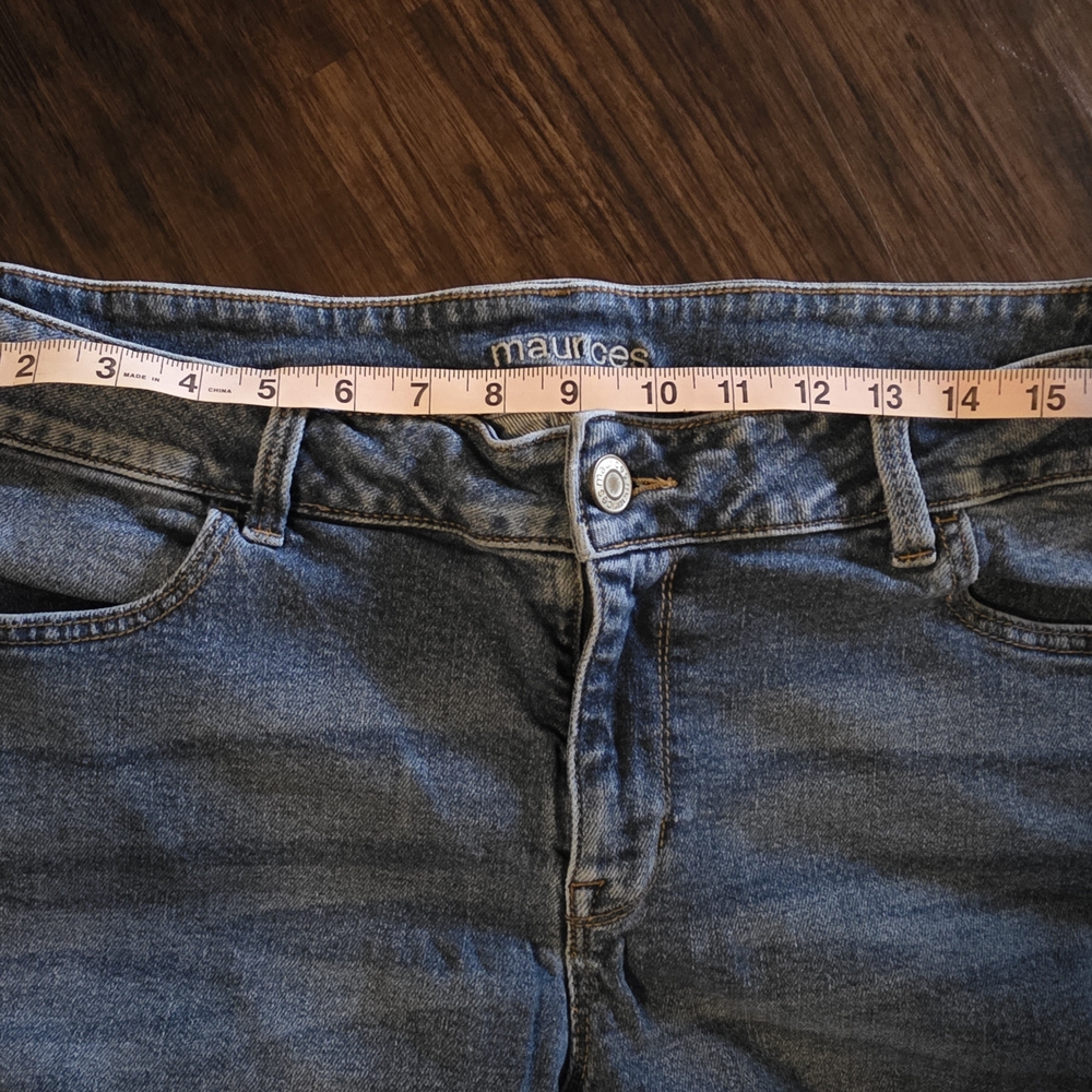 Maurices Ripped Jeggings - Picture 3 of 6
